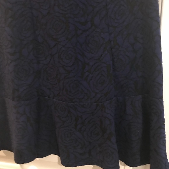 🌼3/$15🌼 As You Wish Blue Floral Dress Small - Picture 2 of 3